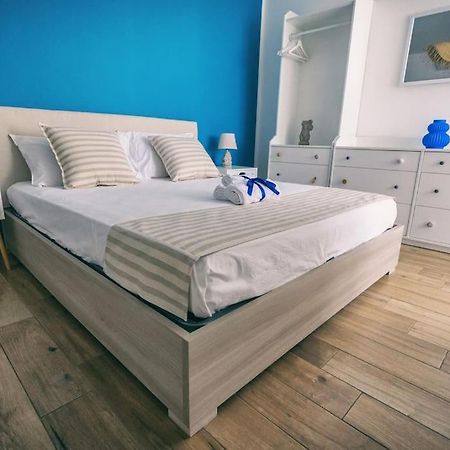 Ad Un Passo Dal Molo Apartment Porto Torres Exterior photo